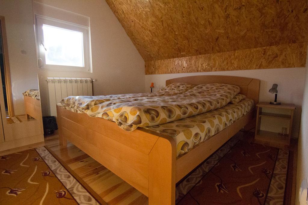 Guest House Happy Zabljak  Luaran gambar