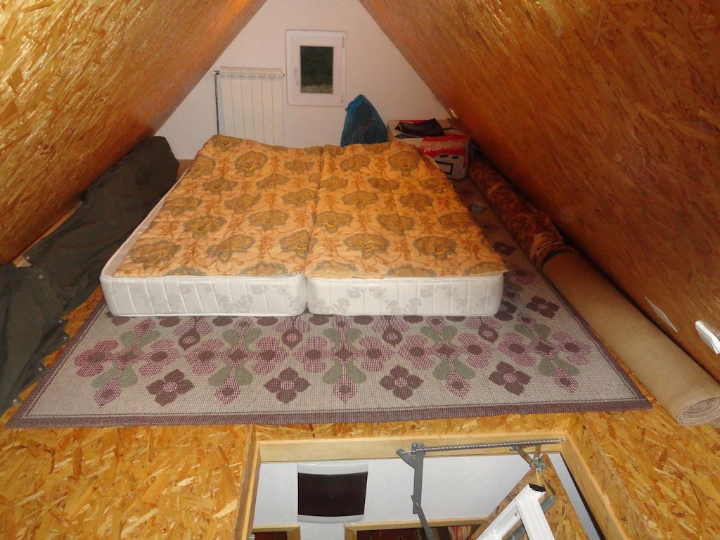 Guest House Happy Zabljak  Bilik gambar